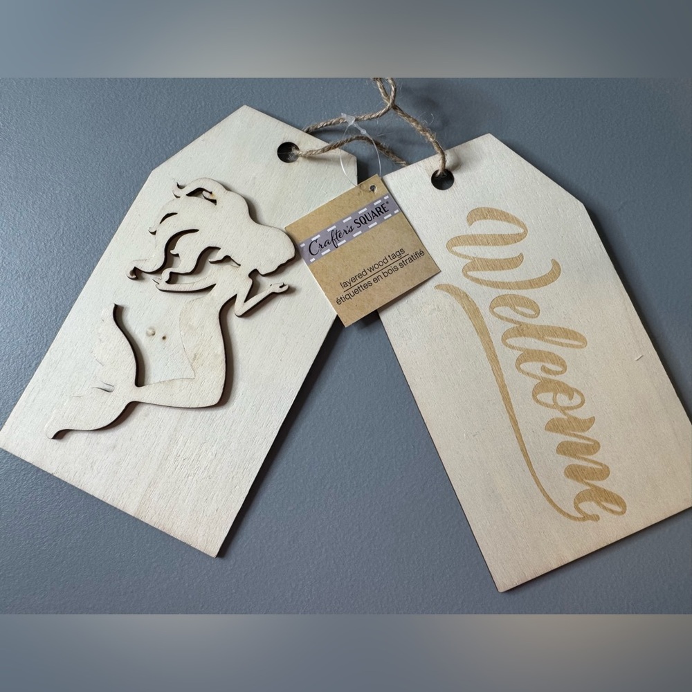 🛍️Any 5 items for $15 🛍️ Wooden Welcome Sign with mermaid Design